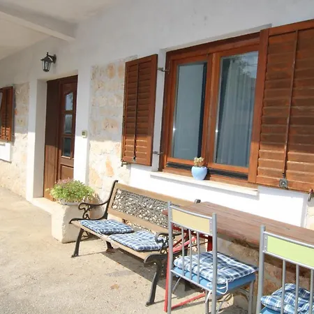 Apartment Gracia *