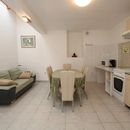 Gracia Apartment Funtana