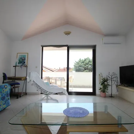 Apartments Sunny Flower Appartamento *
