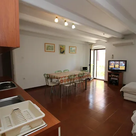 Appartamento Apartments Sunny Flower